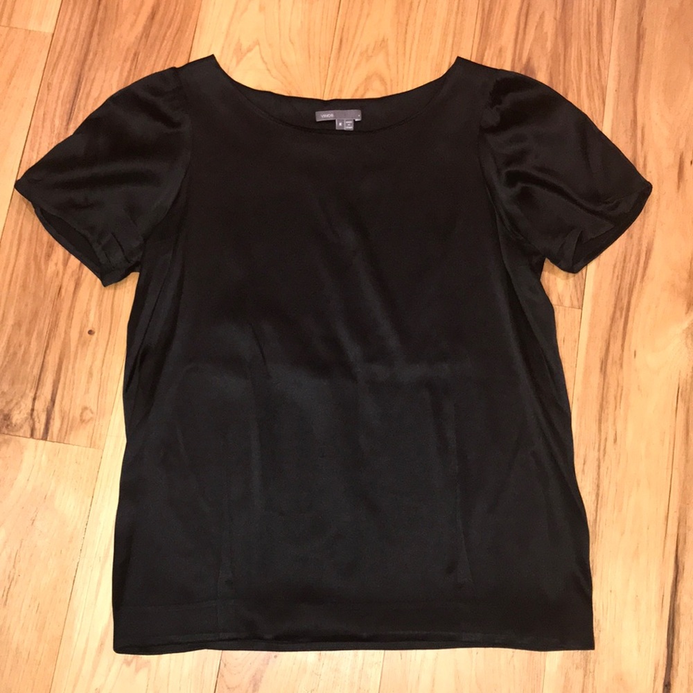 Beautiful black silk Vince blouse